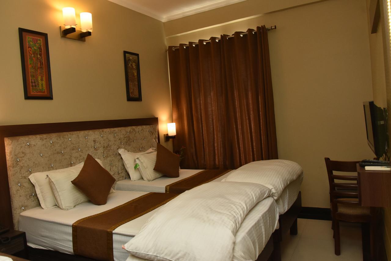 Hotel Vibhav Harsh Varanasi Exterior foto