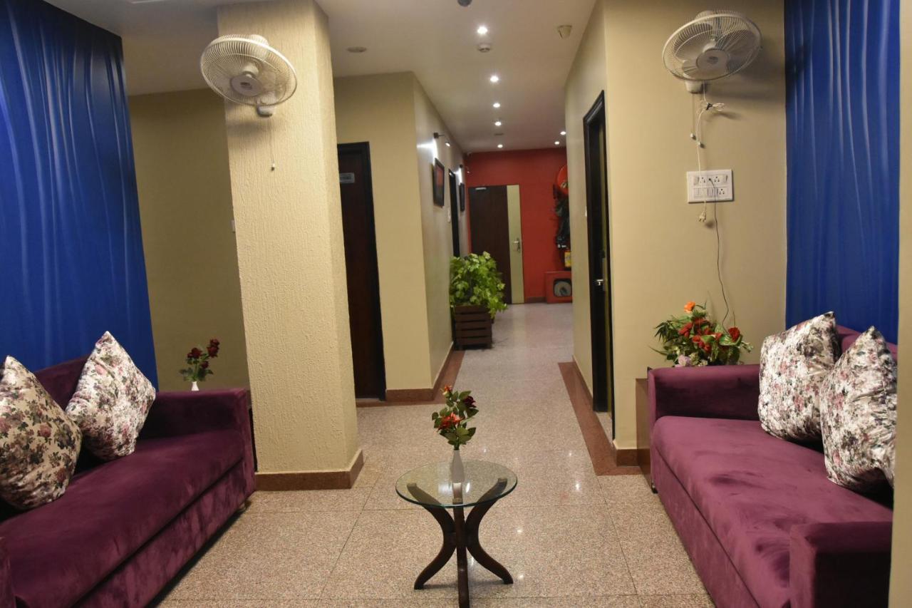 Hotel Vibhav Harsh Varanasi Exterior foto
