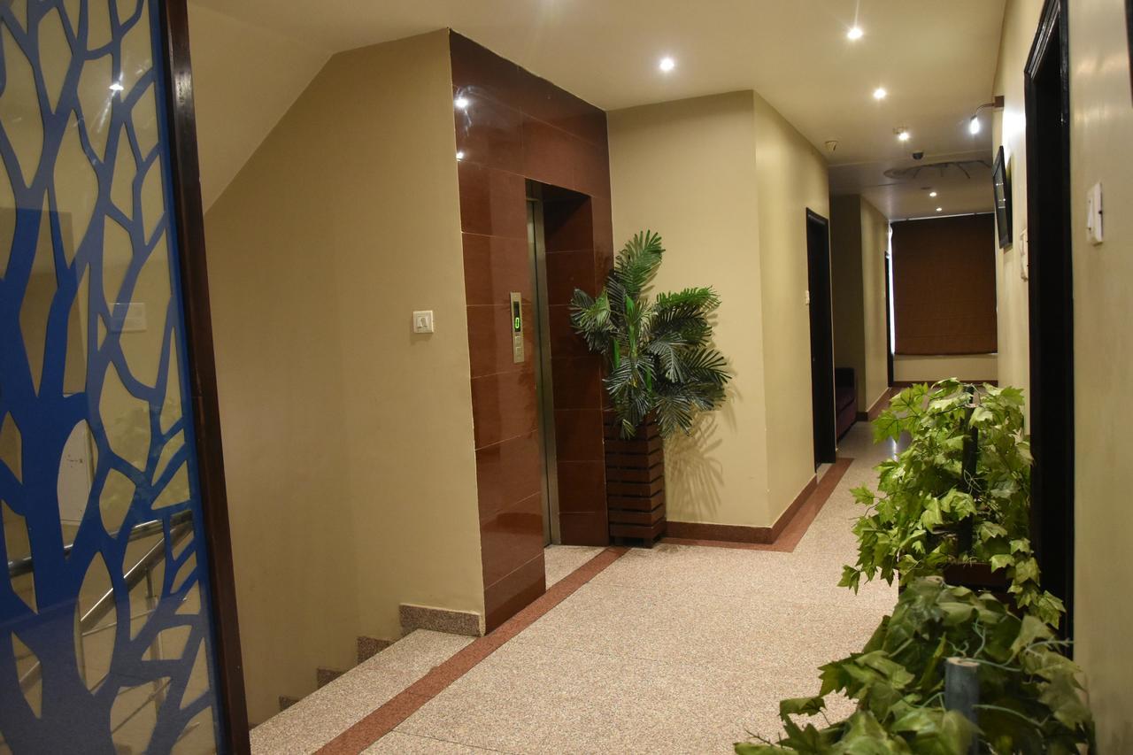 Hotel Vibhav Harsh Varanasi Exterior foto